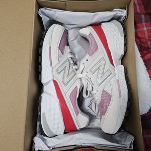 FIGS X NEW BALANCE Shoes size 7.